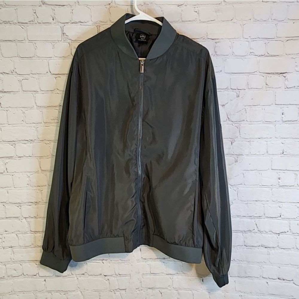 Men's True Classic full zip jacket, size XL